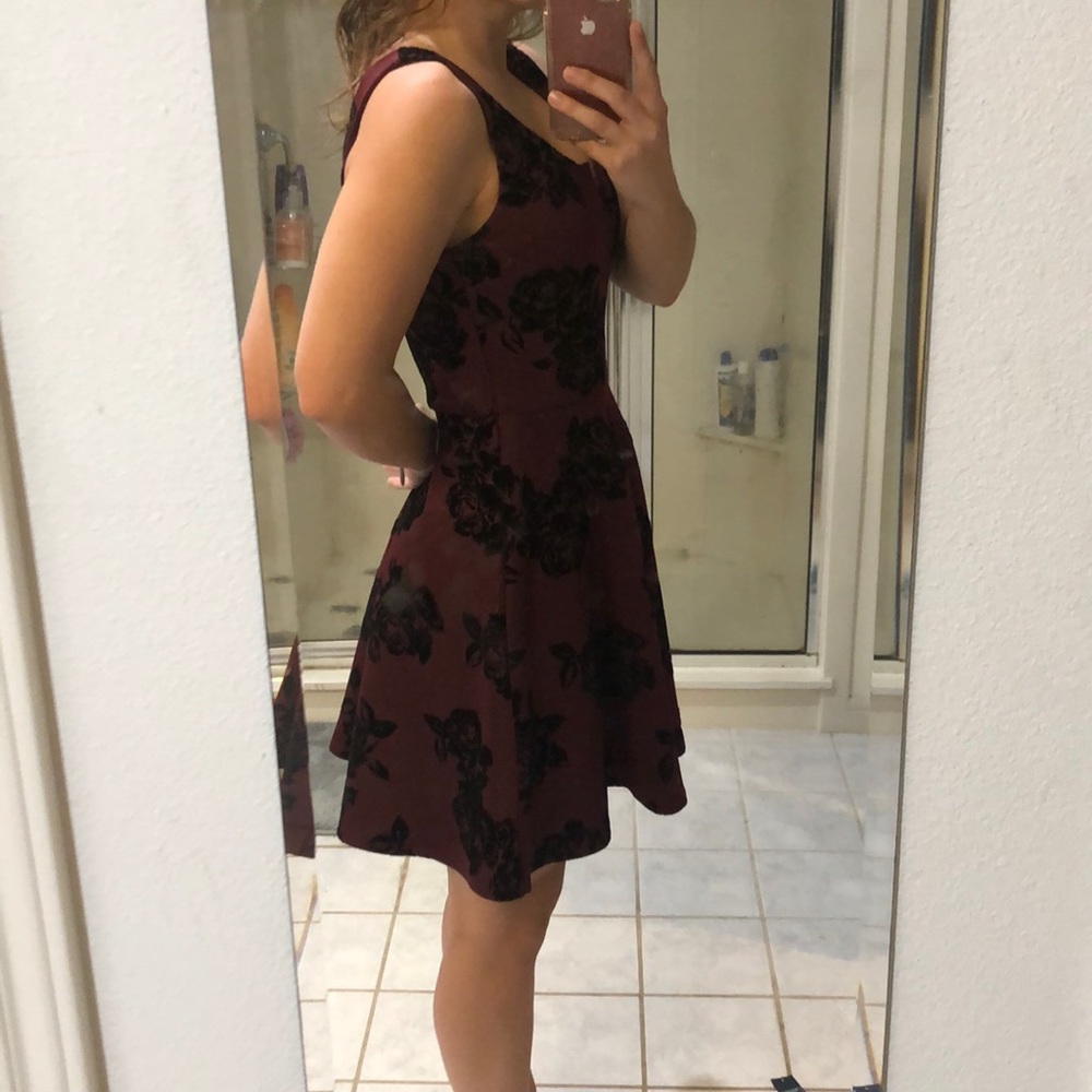 Mini Francesca Dress - Picture 2 of 4